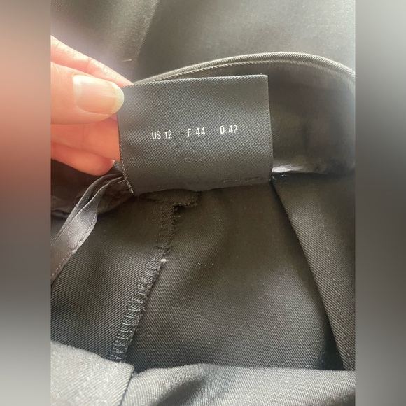 AKRIS tapered black slacks size 12 - Picture 4 of 8